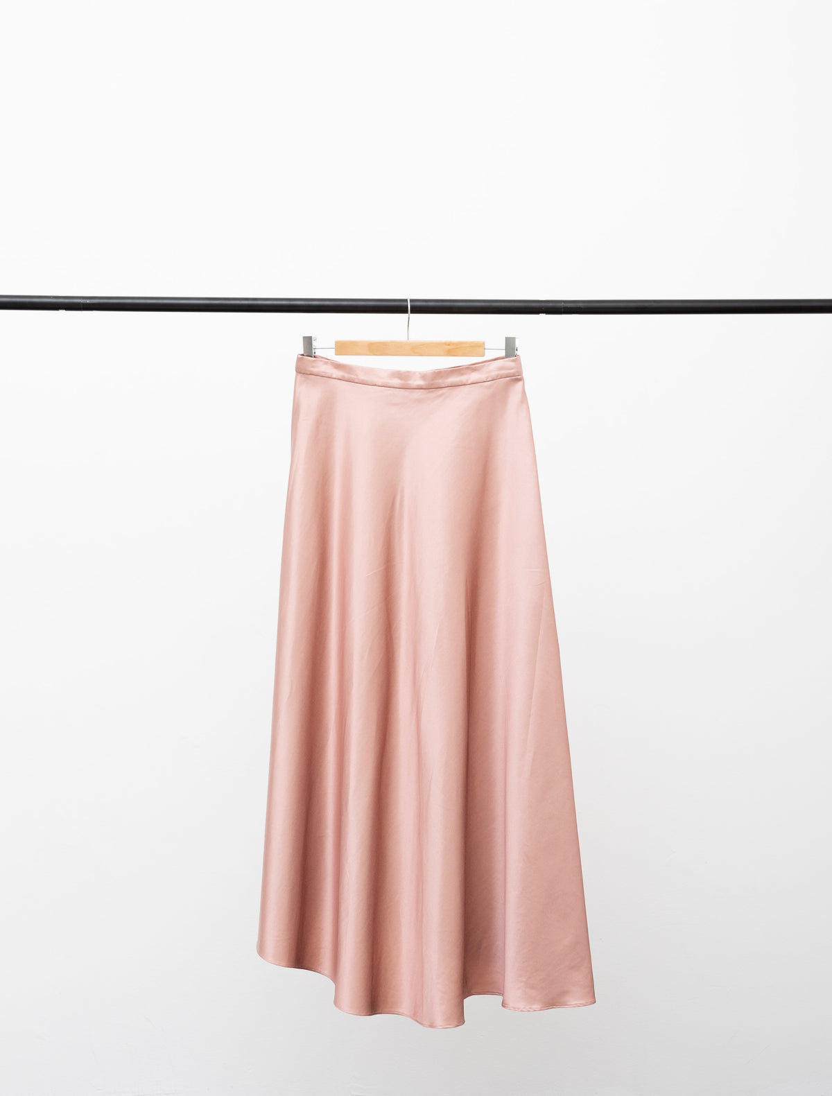 Passepartout silk skirt