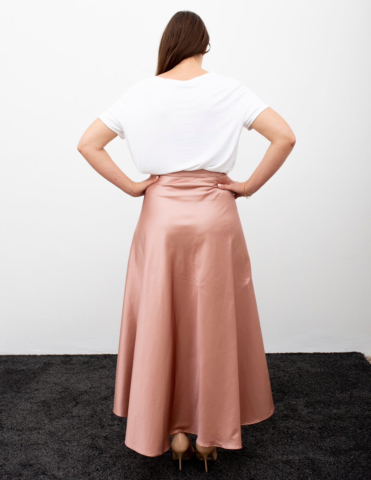 Passepartout silk skirt