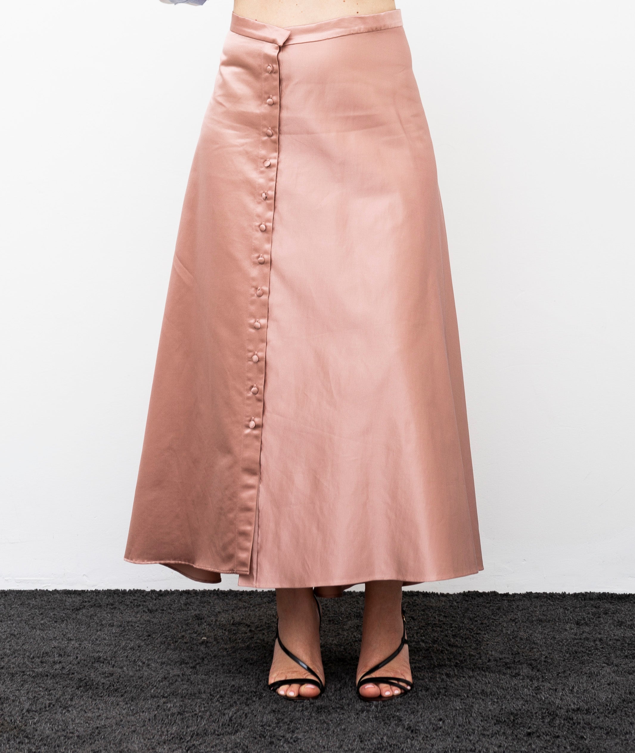 Passepartout silk skirt